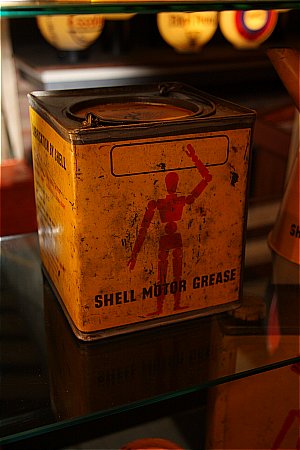 SHELL GREASE - click to enlarge